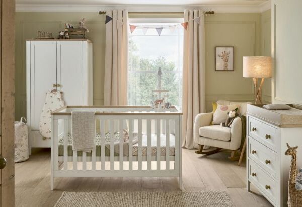 Mamas & Papas Wedmore 2 Piece Cotbed Set with Dresser Changer - White/Natural